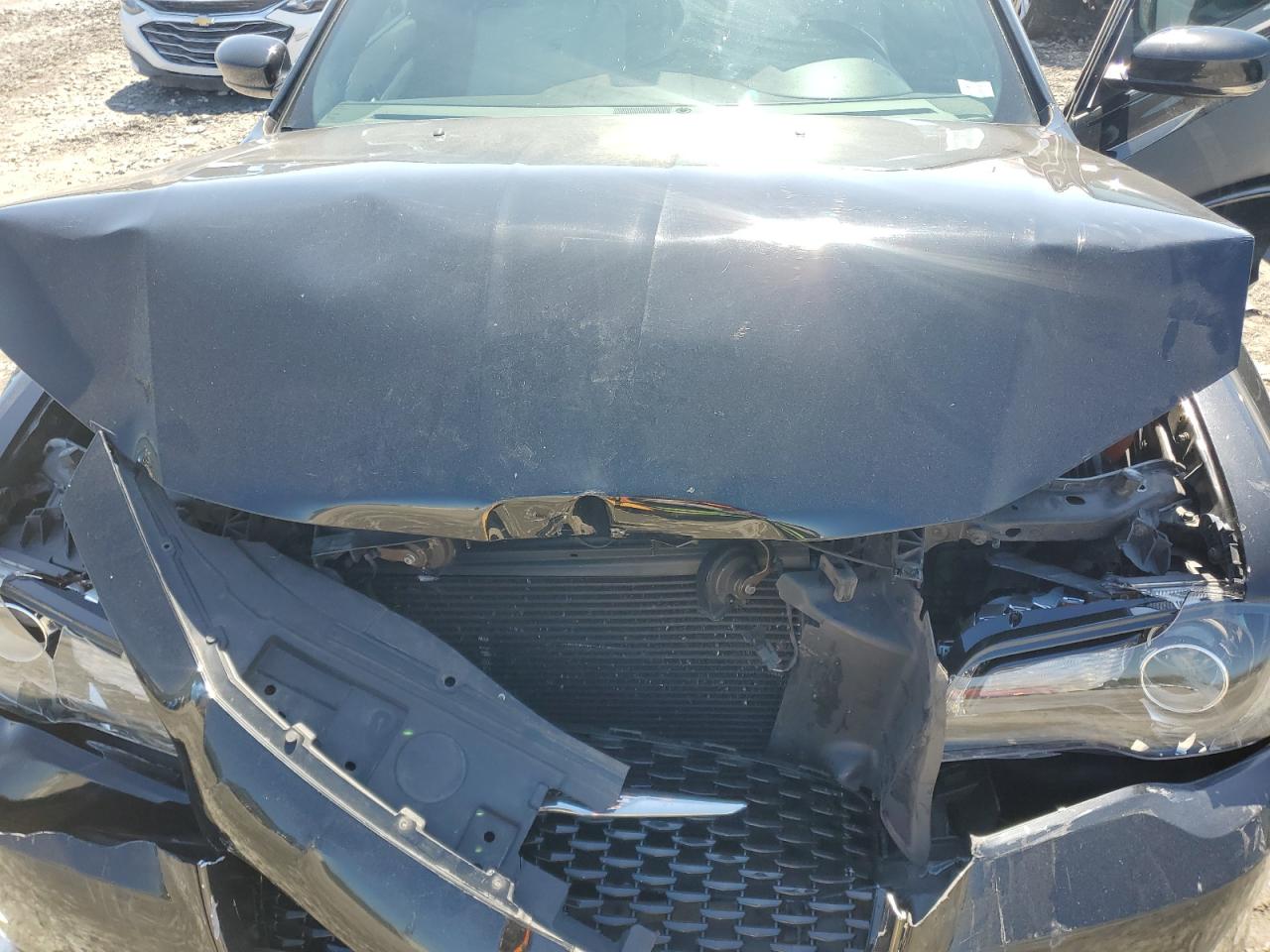 2017 Chrysler 300 - Image 11