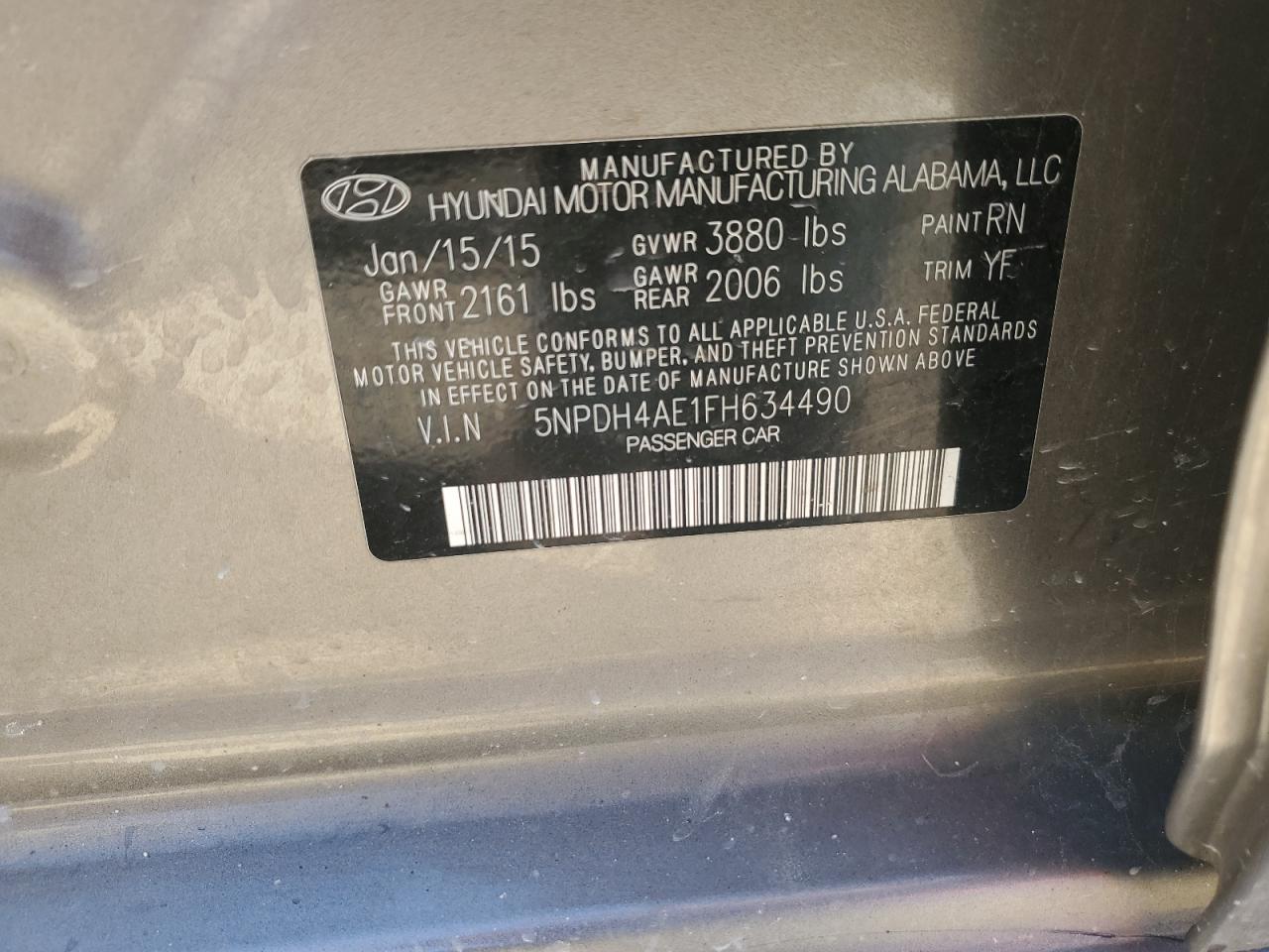 2015 Hyundai Elantra - Image 12