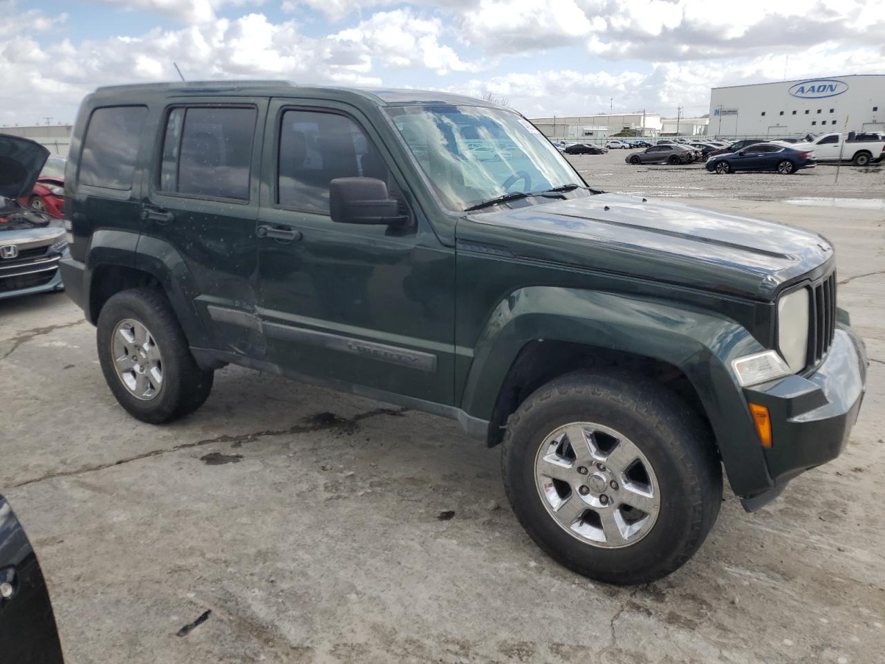 2011 Jeep Liberty (North America) - Image 4
