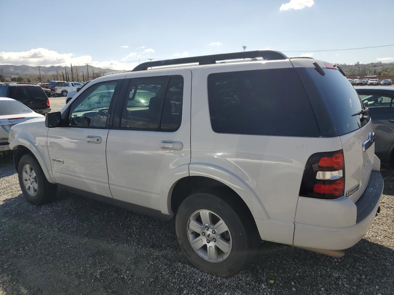 2008 Ford Explorer - Image 2