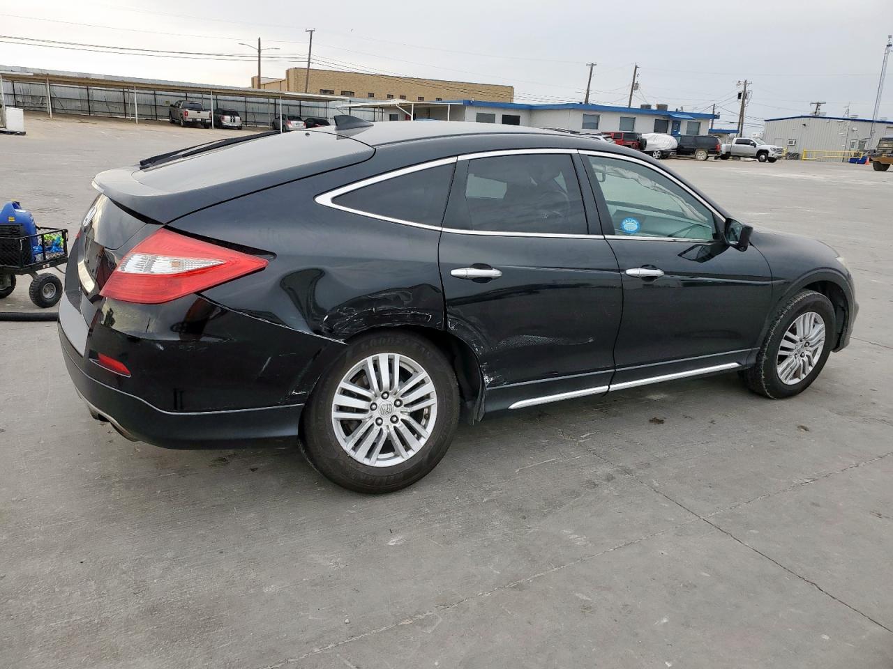 2015 Honda Crosstour - Image 3