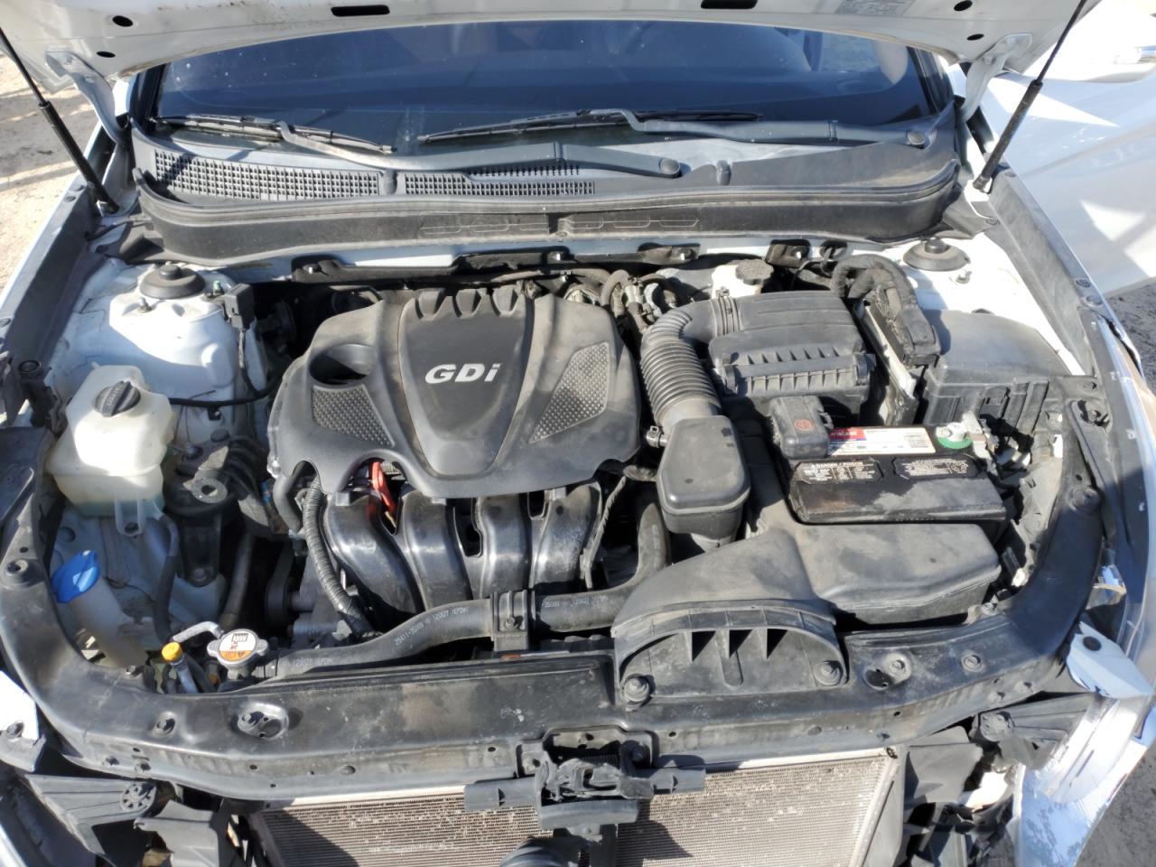 2013 Hyundai Sonata - Image 11