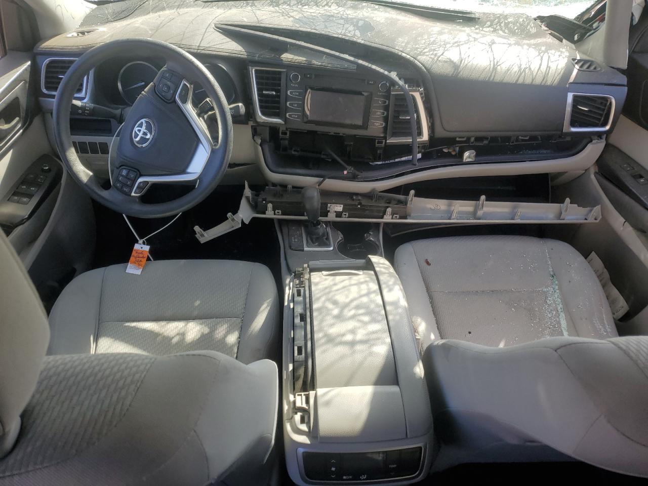 2014 Toyota Highlander - Image 8