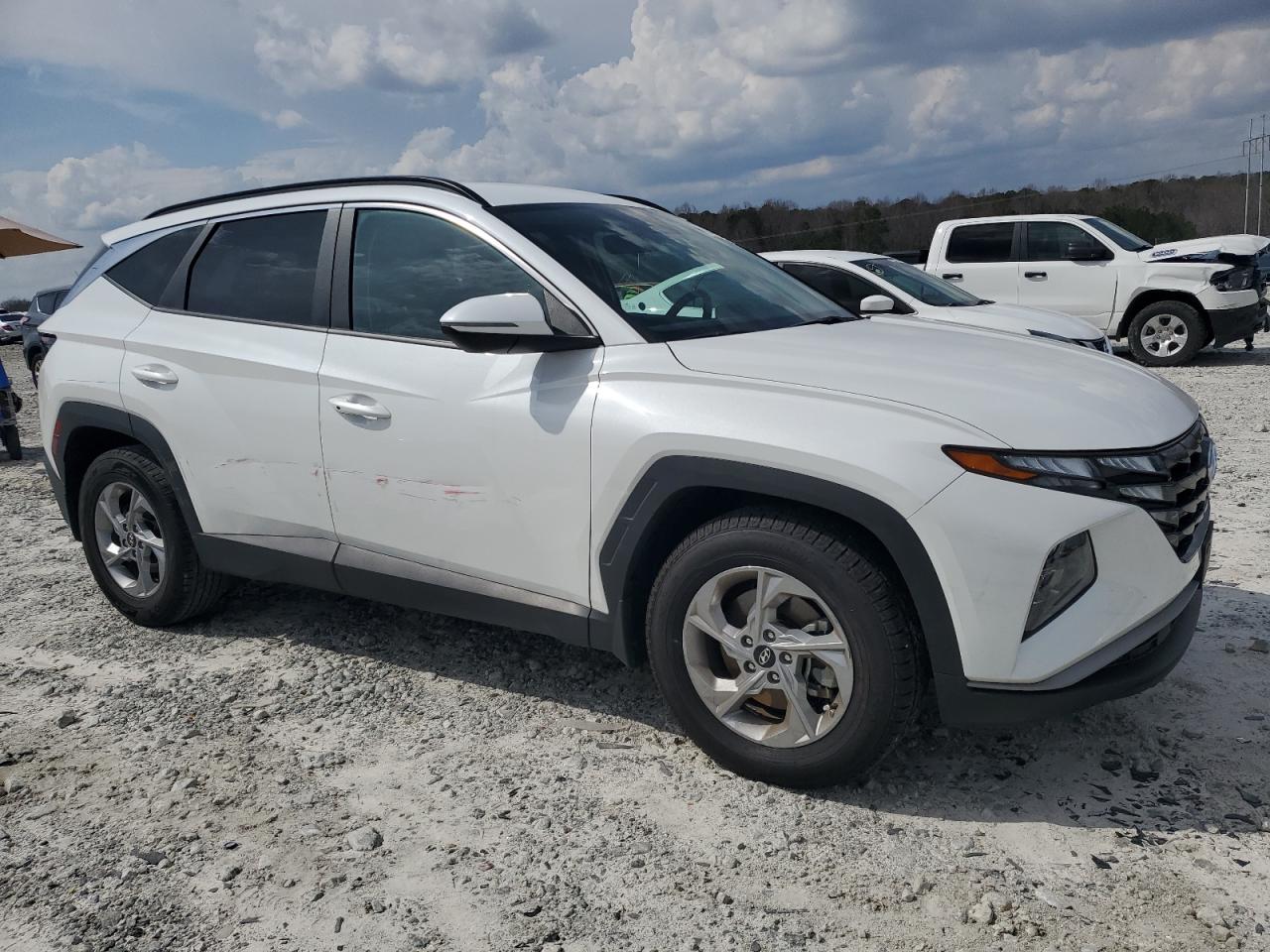 2022 Hyundai Tucson - Image 4
