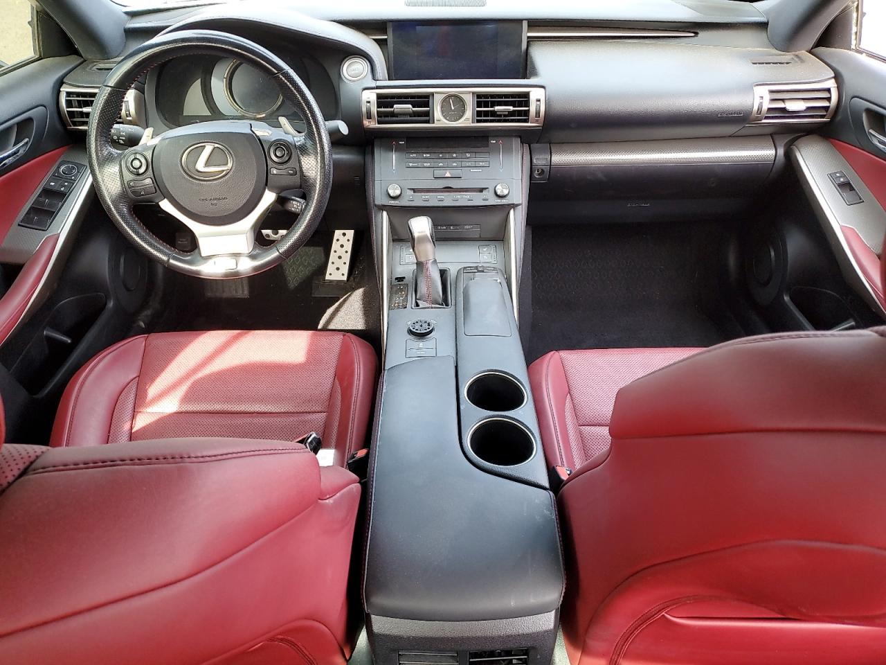 2016 Lexus IS - Image 8