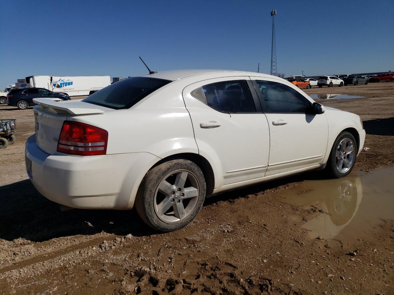 2008 Dodge Avenger - Image 3