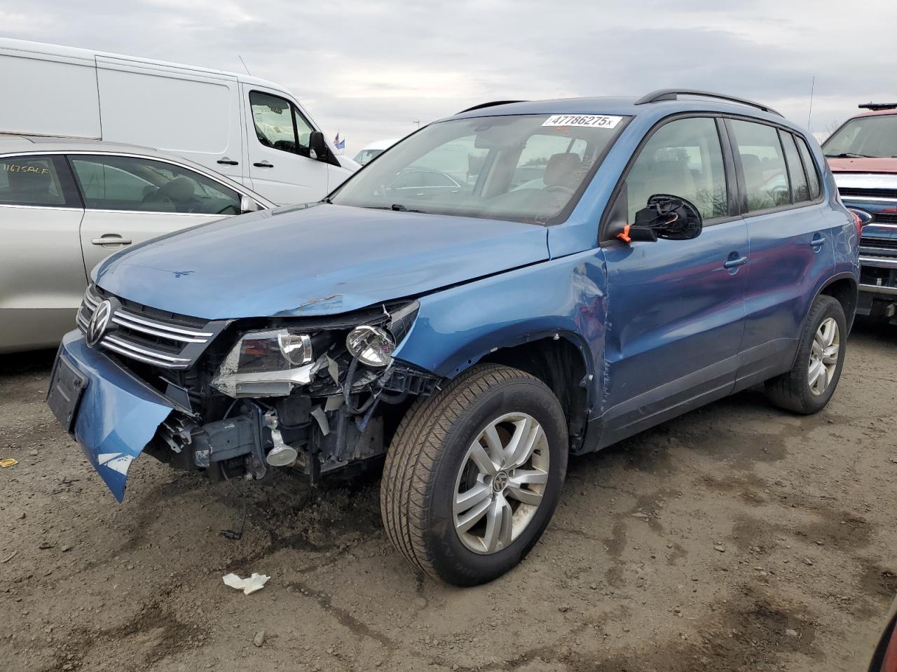 2017 Volkswagen Tiguan S for Sale in East Granby, CT - Front End