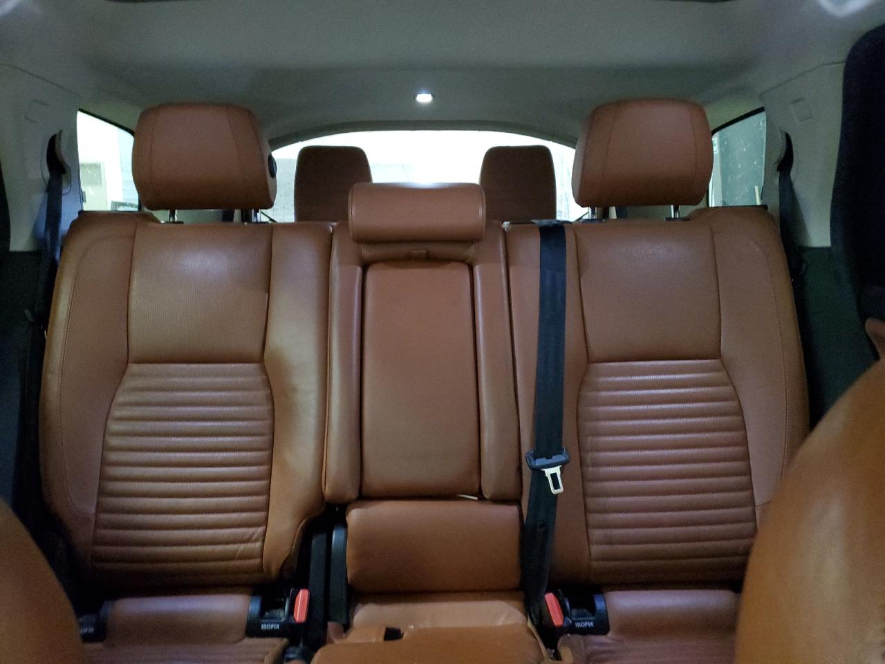 2016 Land Rover Discovery - Image 10