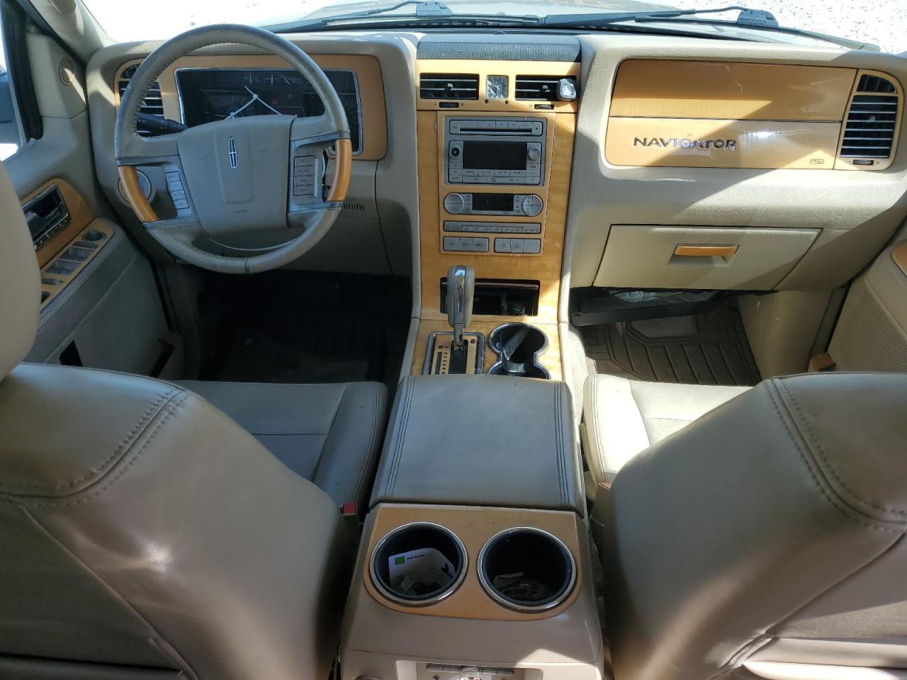 2007 Lincoln Navigator - Image 8