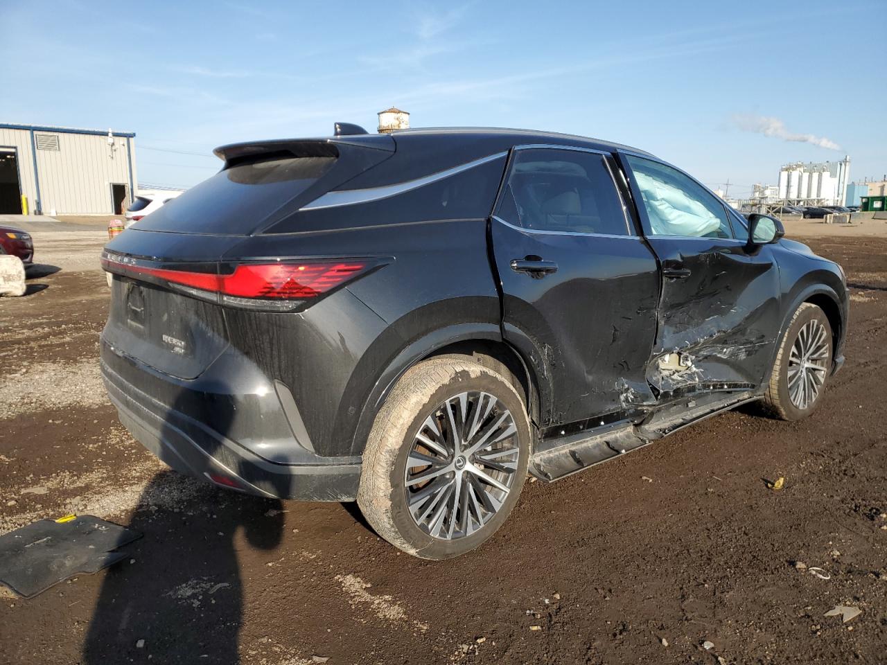 2024 Lexus RX - Image 3