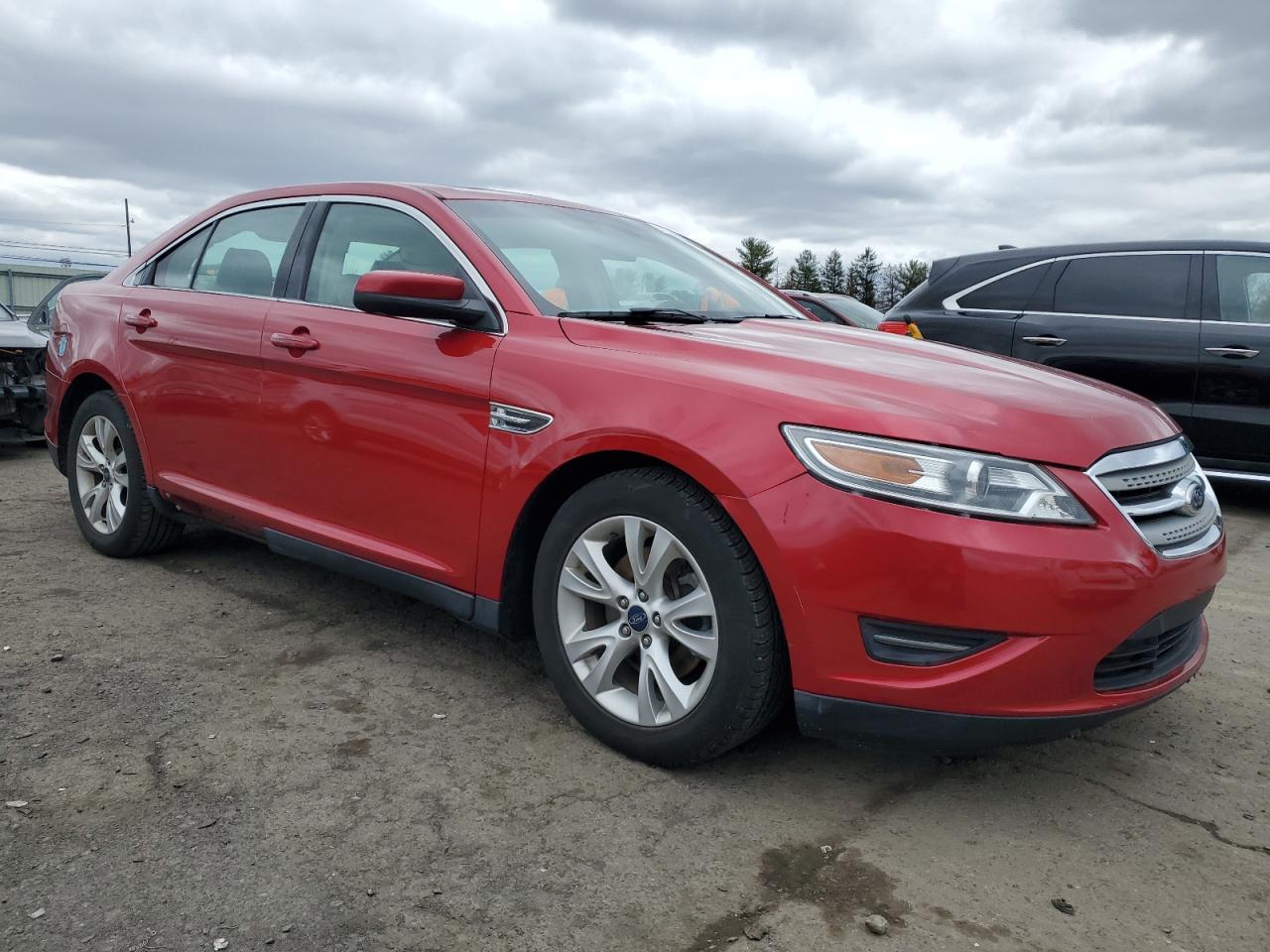 2011 Ford Taurus - Image 4