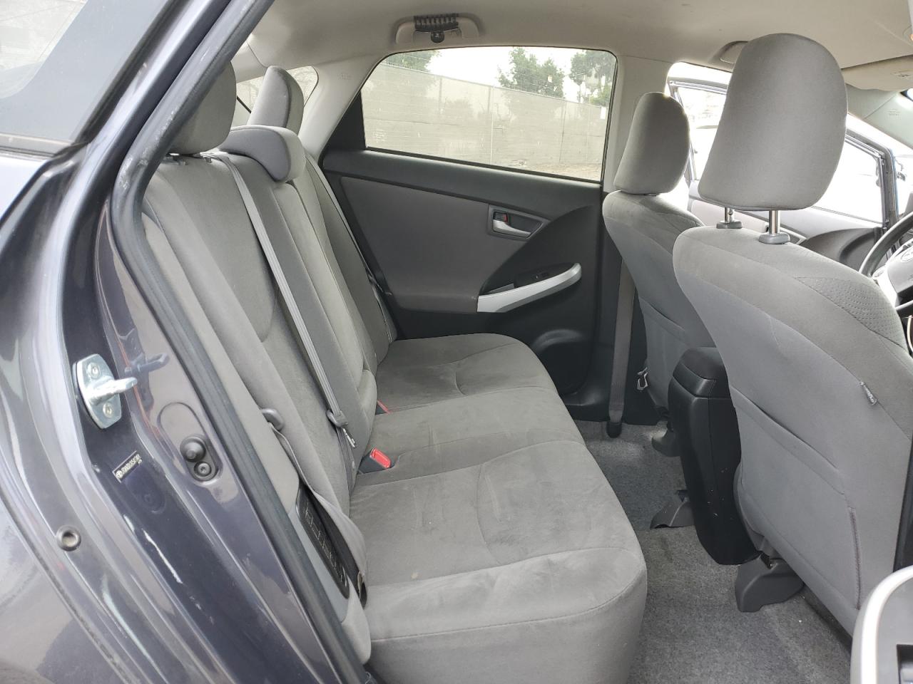 2012 Toyota Prius - Image 10