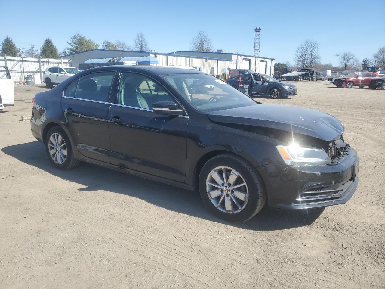 2015 Volkswagen Jetta - Image 4