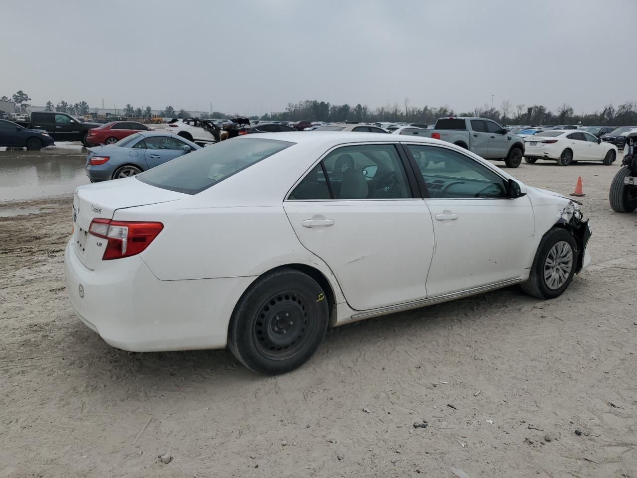 2012 Toyota Camry - Image 3