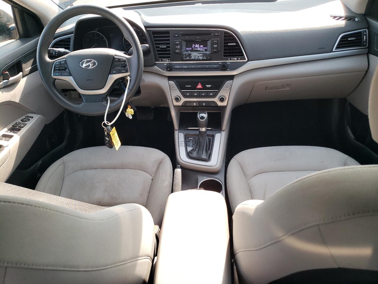 2017 Hyundai Elantra - Image 8