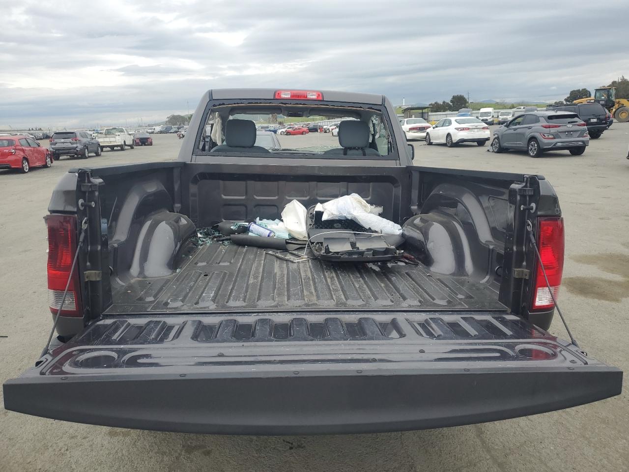 2017 RAM 1500 - Image 10