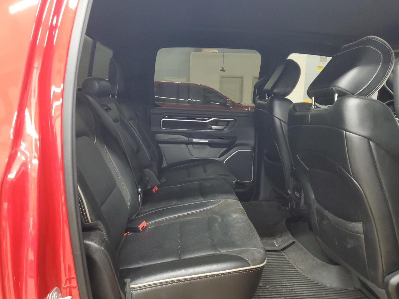 2022 RAM 1500 - Image 10