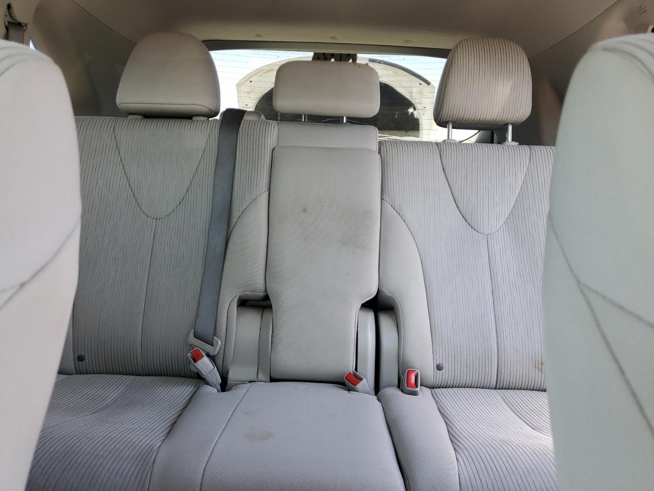 2012 Toyota Venza - Image 10