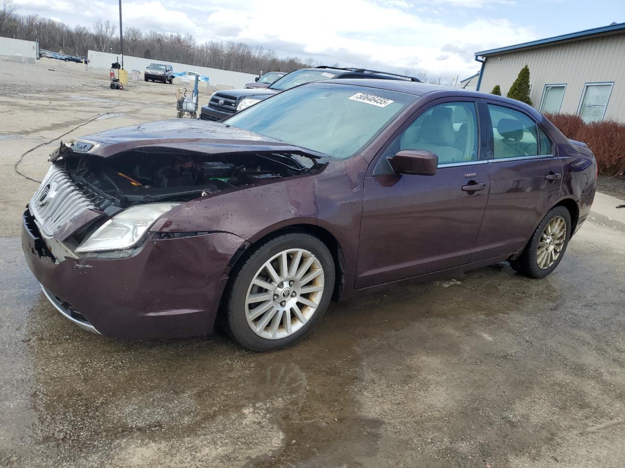 2011 Mercury Milan للبيع في Louisville، KY - Front End
