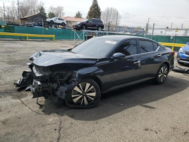 2022 Nissan Altima Sv