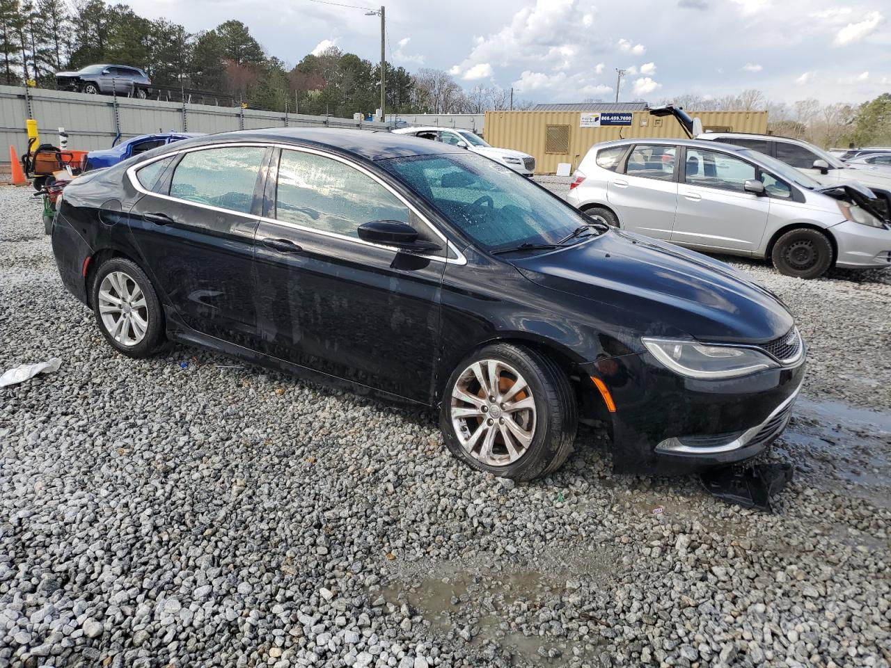 2015 Chrysler 200 - Image 4
