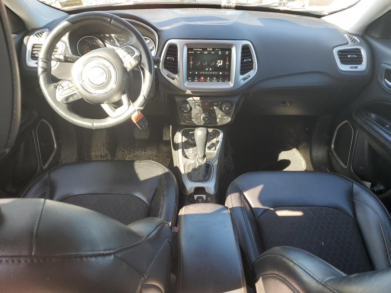 2018 Jeep Compass - Image 8