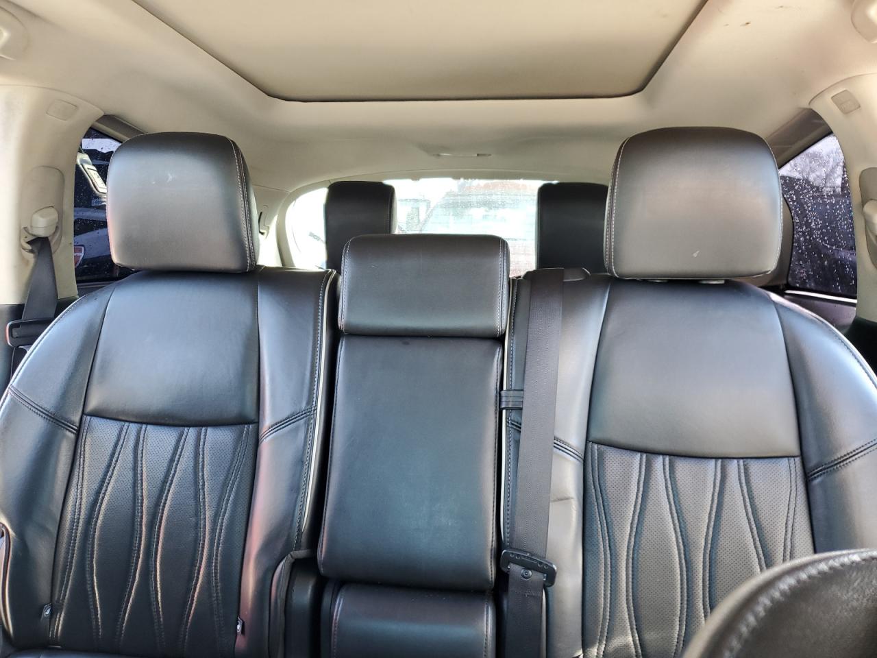2017 Infiniti QX60 - Image 10