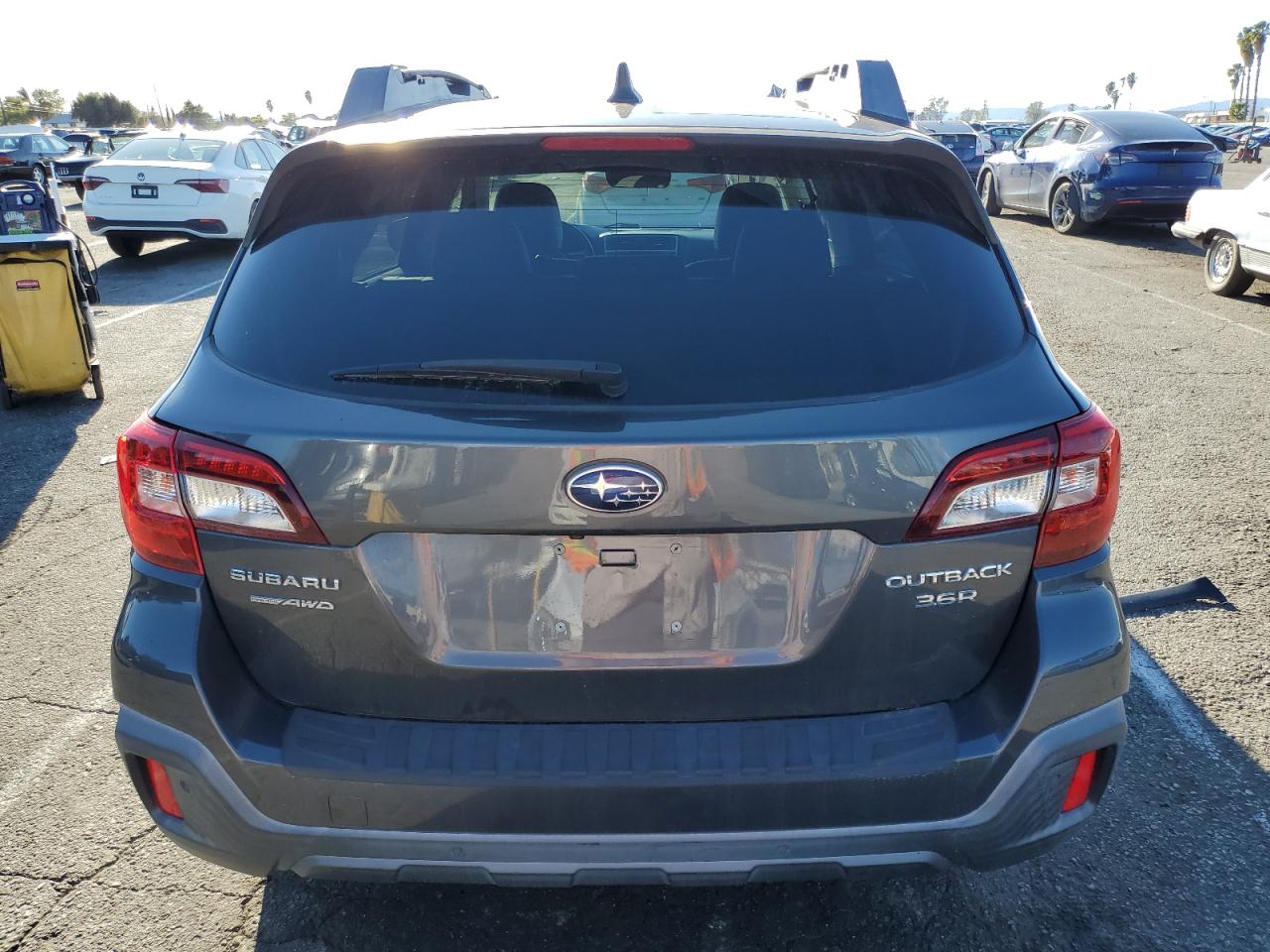 2018 Subaru Outback - Image 6