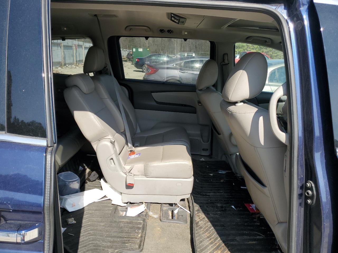 2014 Honda Odyssey - Image 11
