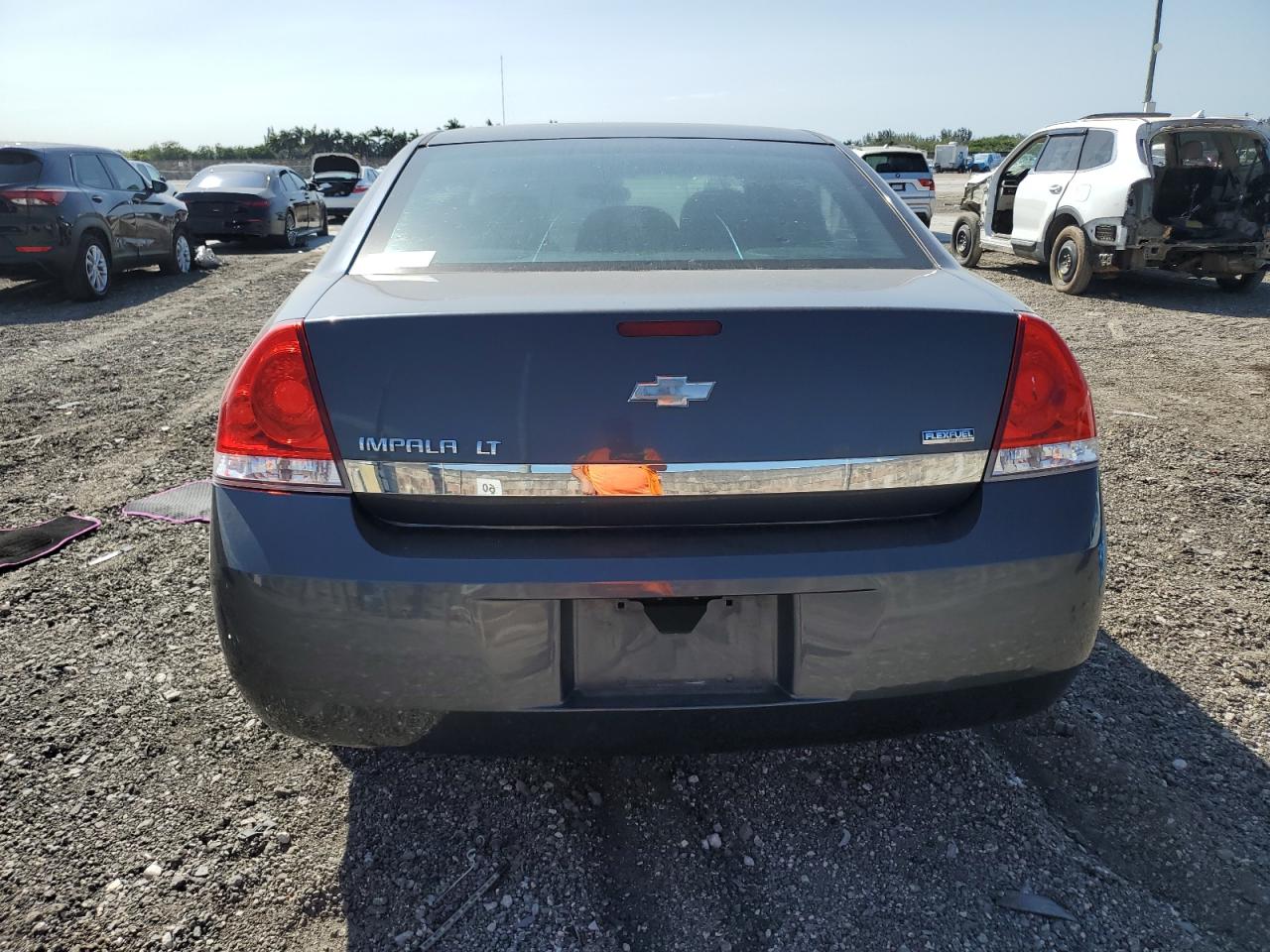 2011 Chevrolet Impala - Image 6