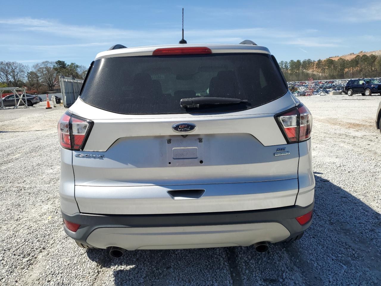 1fmcu0g92jub47139 1FMCU0G92JUB47139 2018 Ford Escape Se
