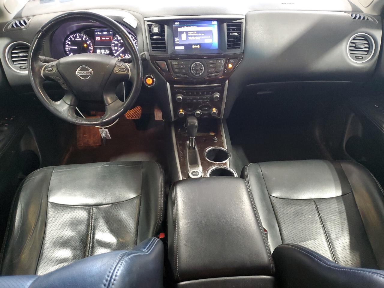 2013 Nissan Pathfinder - Image 8