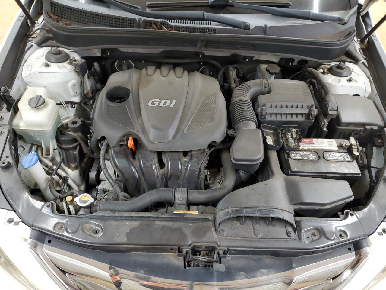 2011 Hyundai Sonata - Image 11