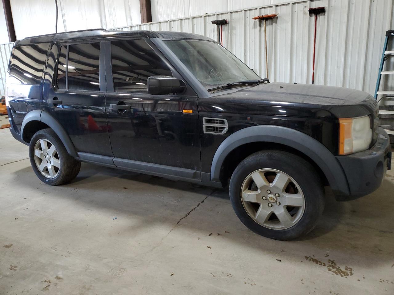 2008 Land Rover LR3 - Image 4