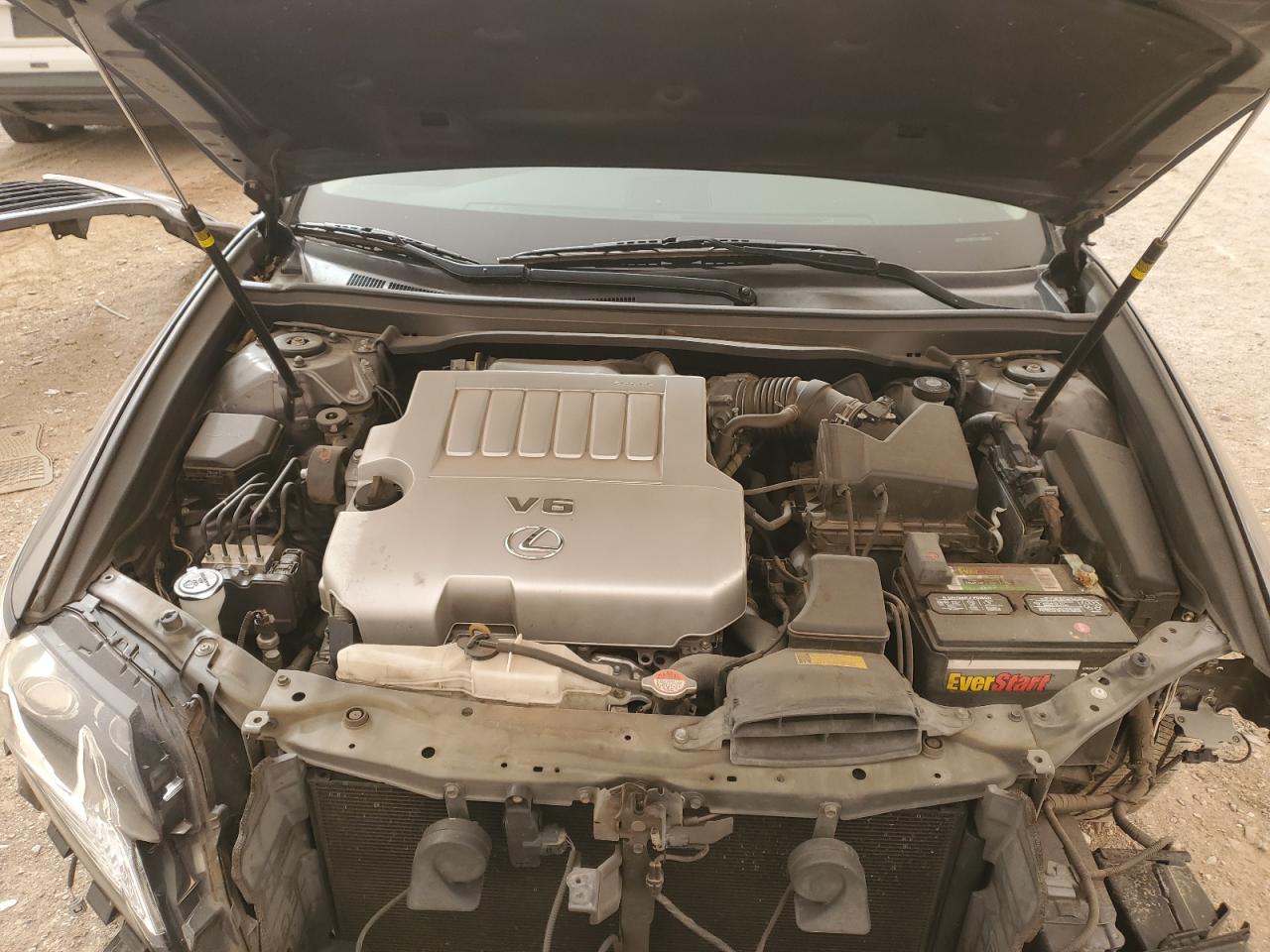 2016 Lexus ES - Image 11