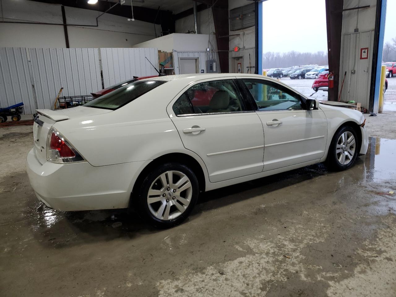2009 Ford Fusion - Image 3