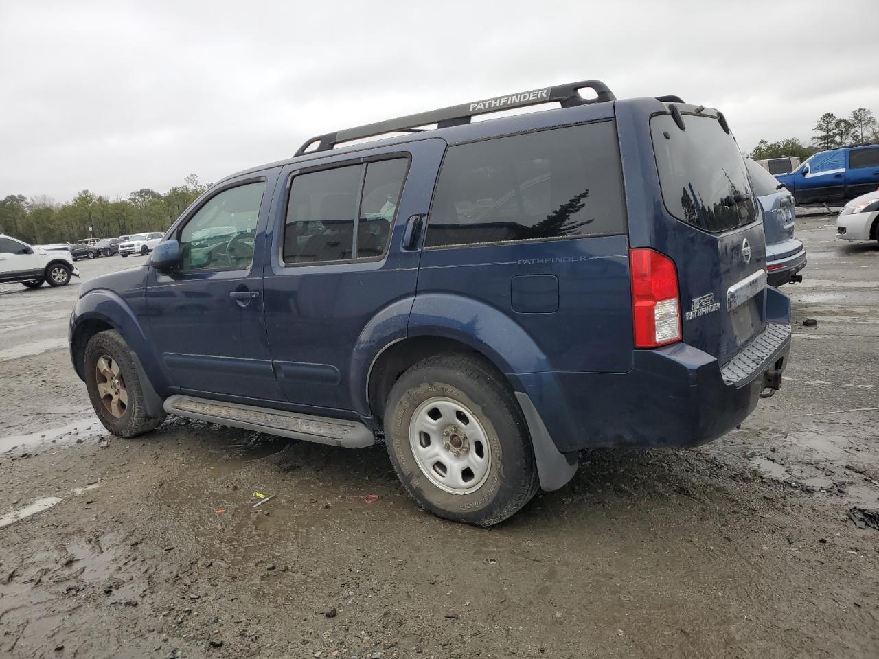 2006 Nissan Pathfinder - Image 2