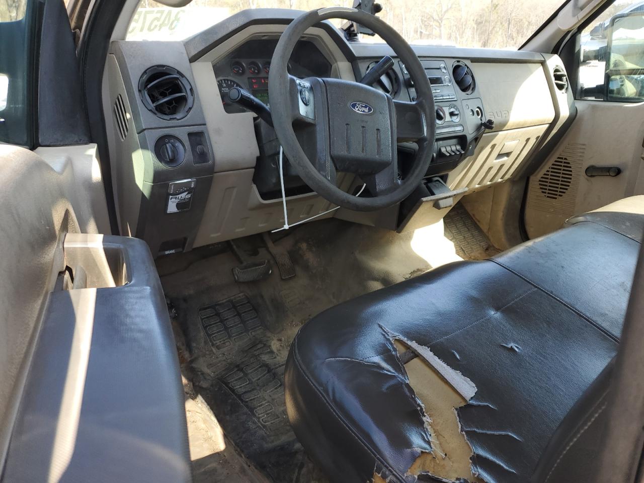 2009 Ford F250 - Image 8