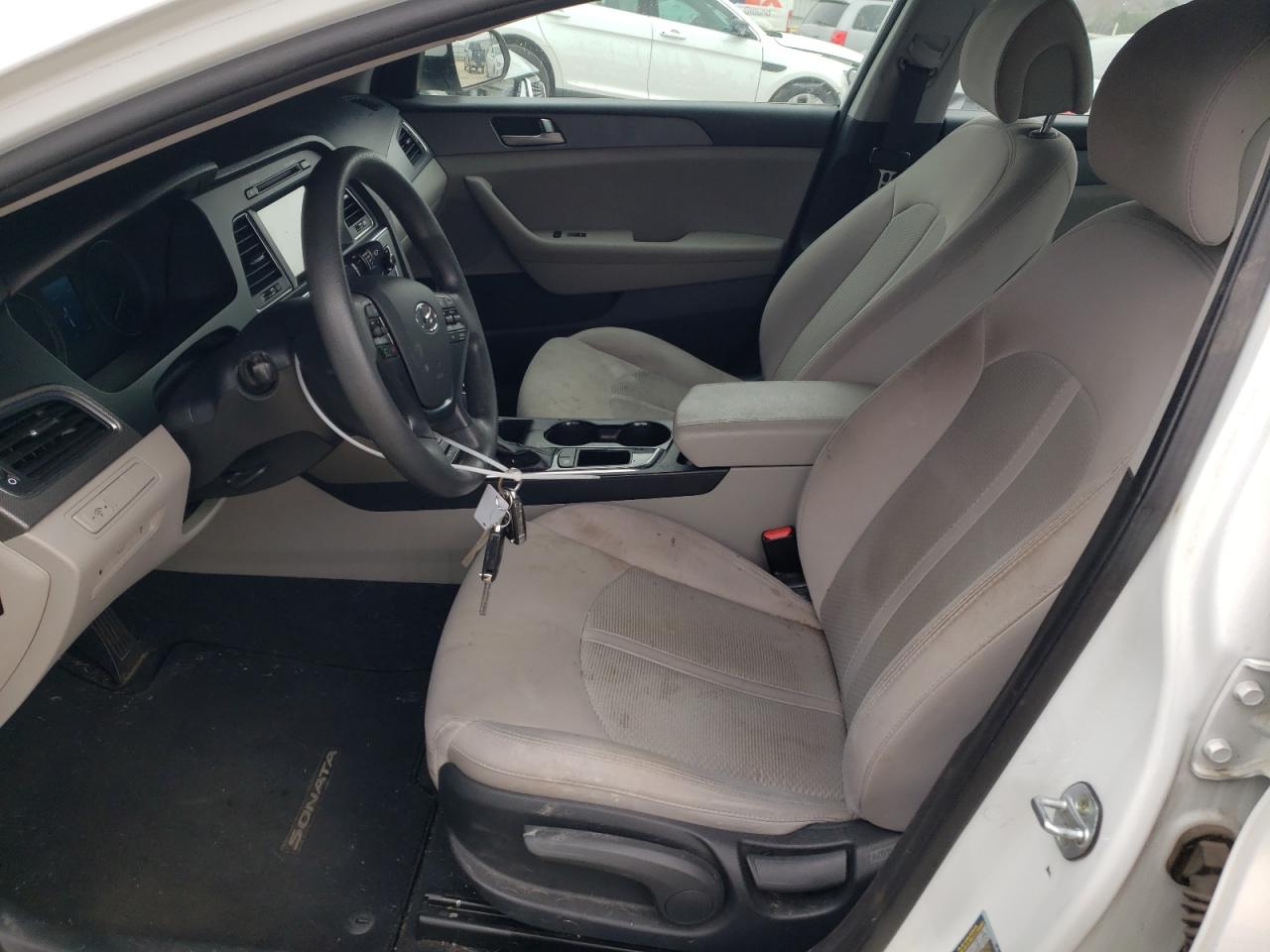 2017 Hyundai Sonata - Image 7