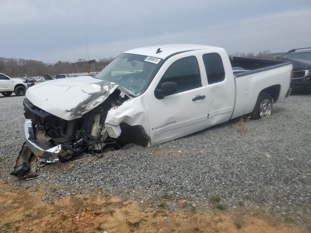 2007 Chevrolet Silverado - Image 1