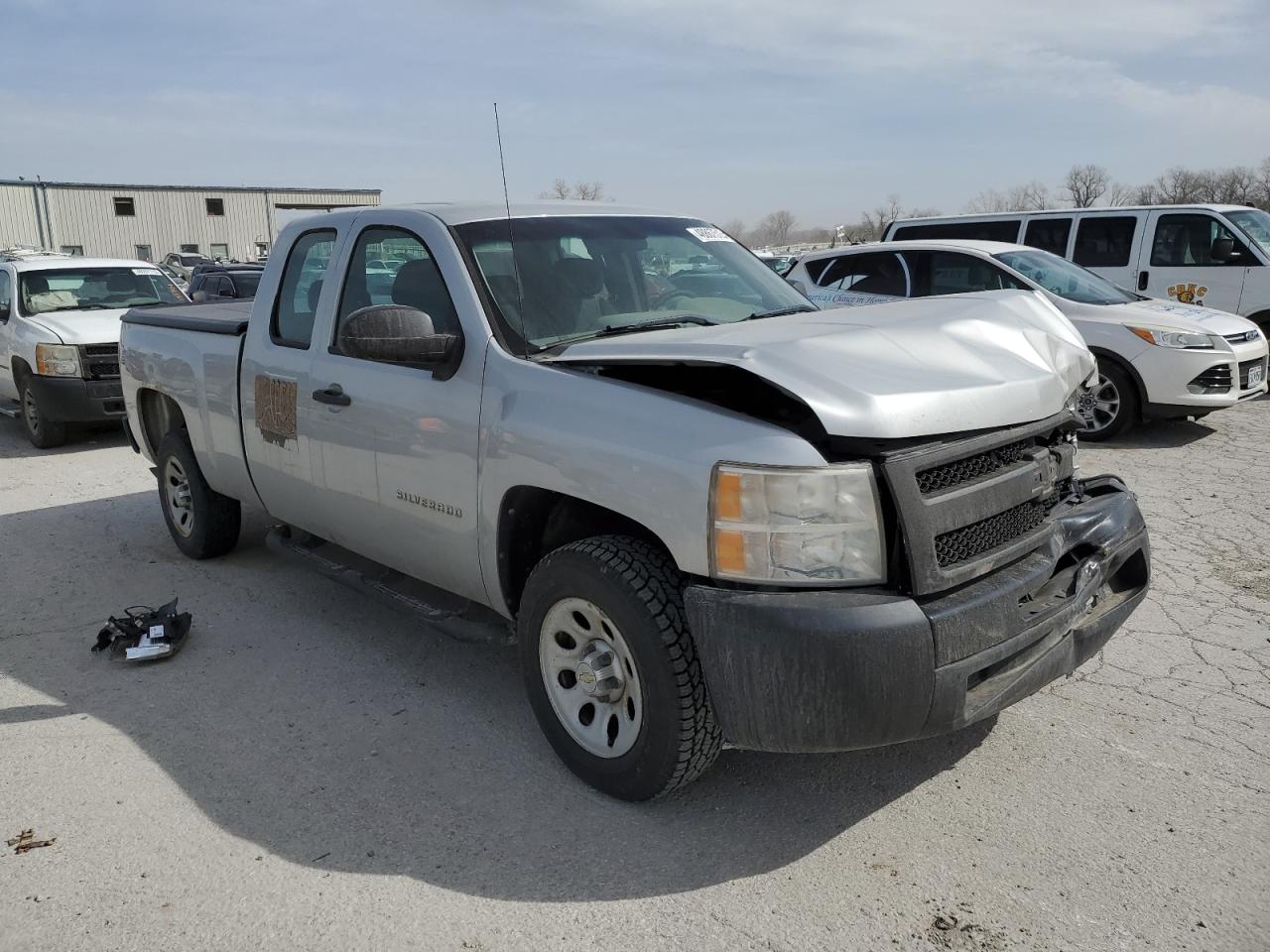 2011 Chevrolet Silverado - Image 4