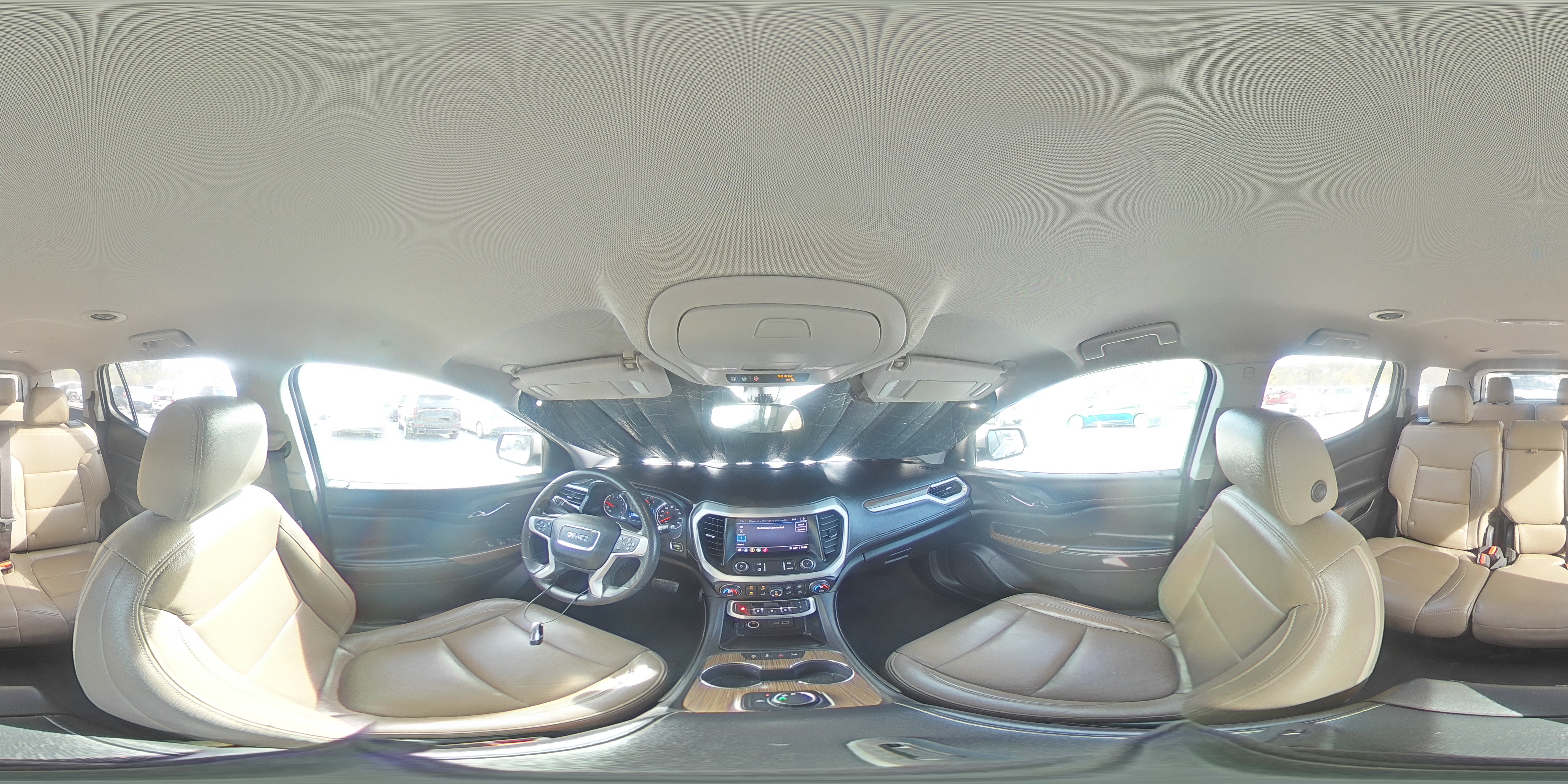 2022 GMC Acadia - Image 16
