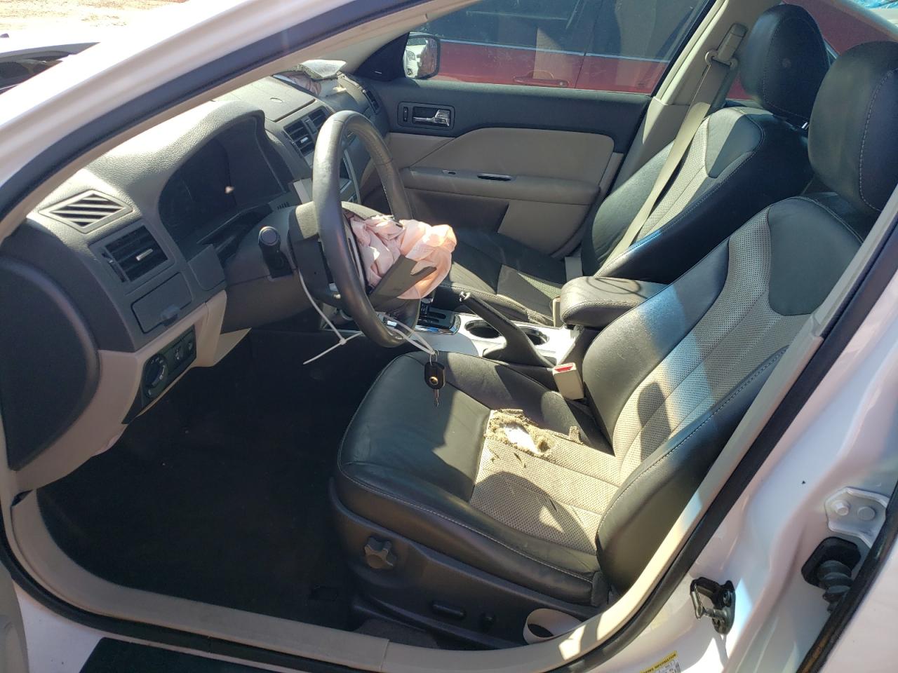 2010 Mercury Milan - Image 7