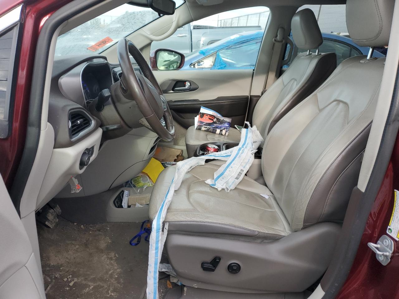 2018 Chrysler Pacifica - Image 7