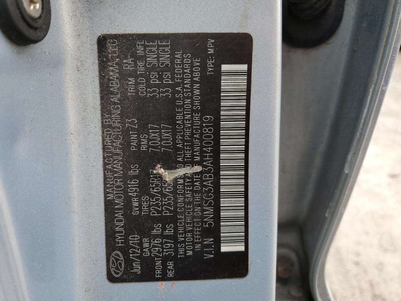 2010 Hyundai Santa Fe - Image 13