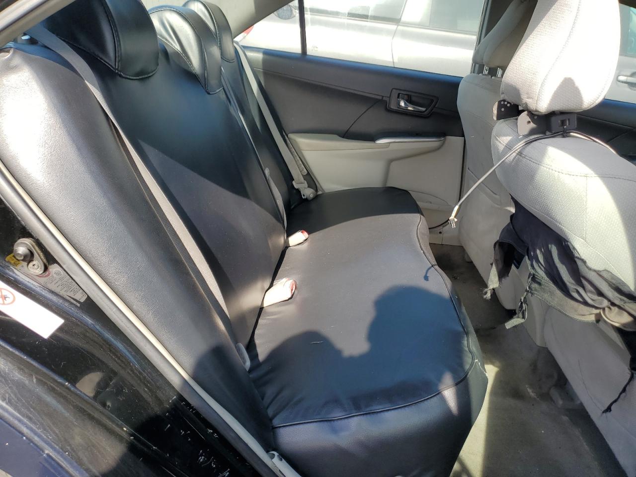 2013 Toyota Camry - Image 10
