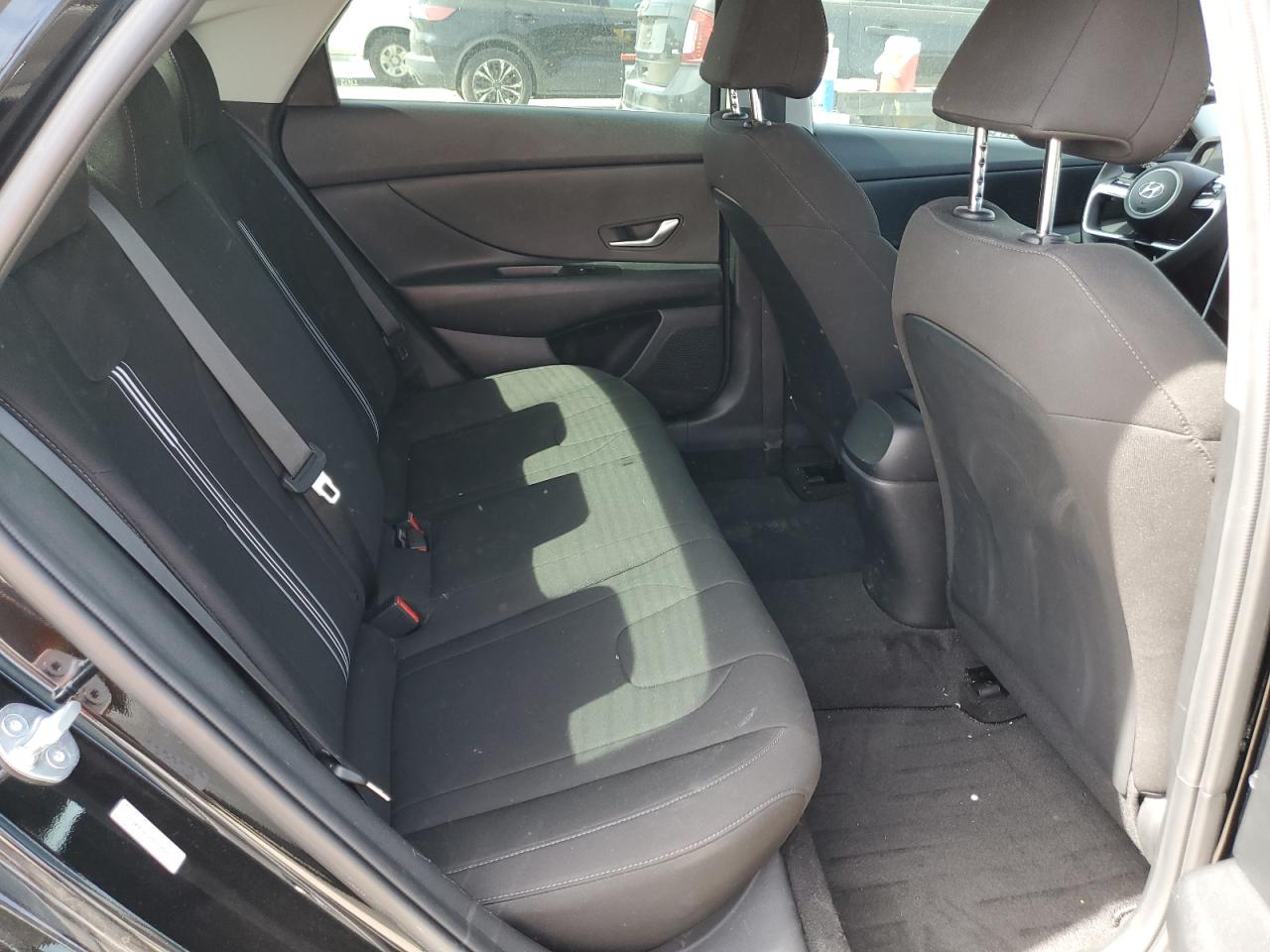 2023 Hyundai Elantra - Image 10