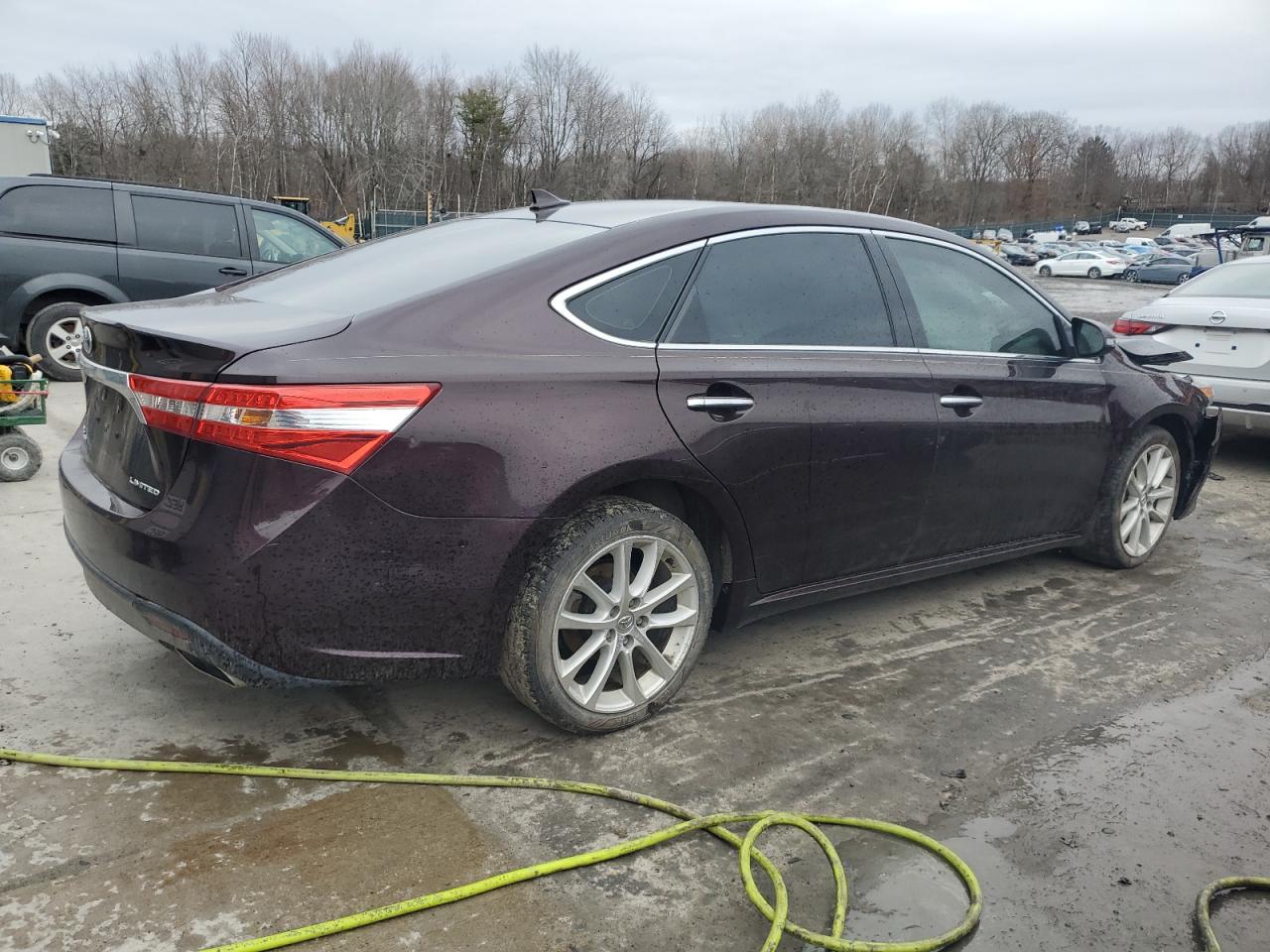 2014 Toyota Avalon - Image 3