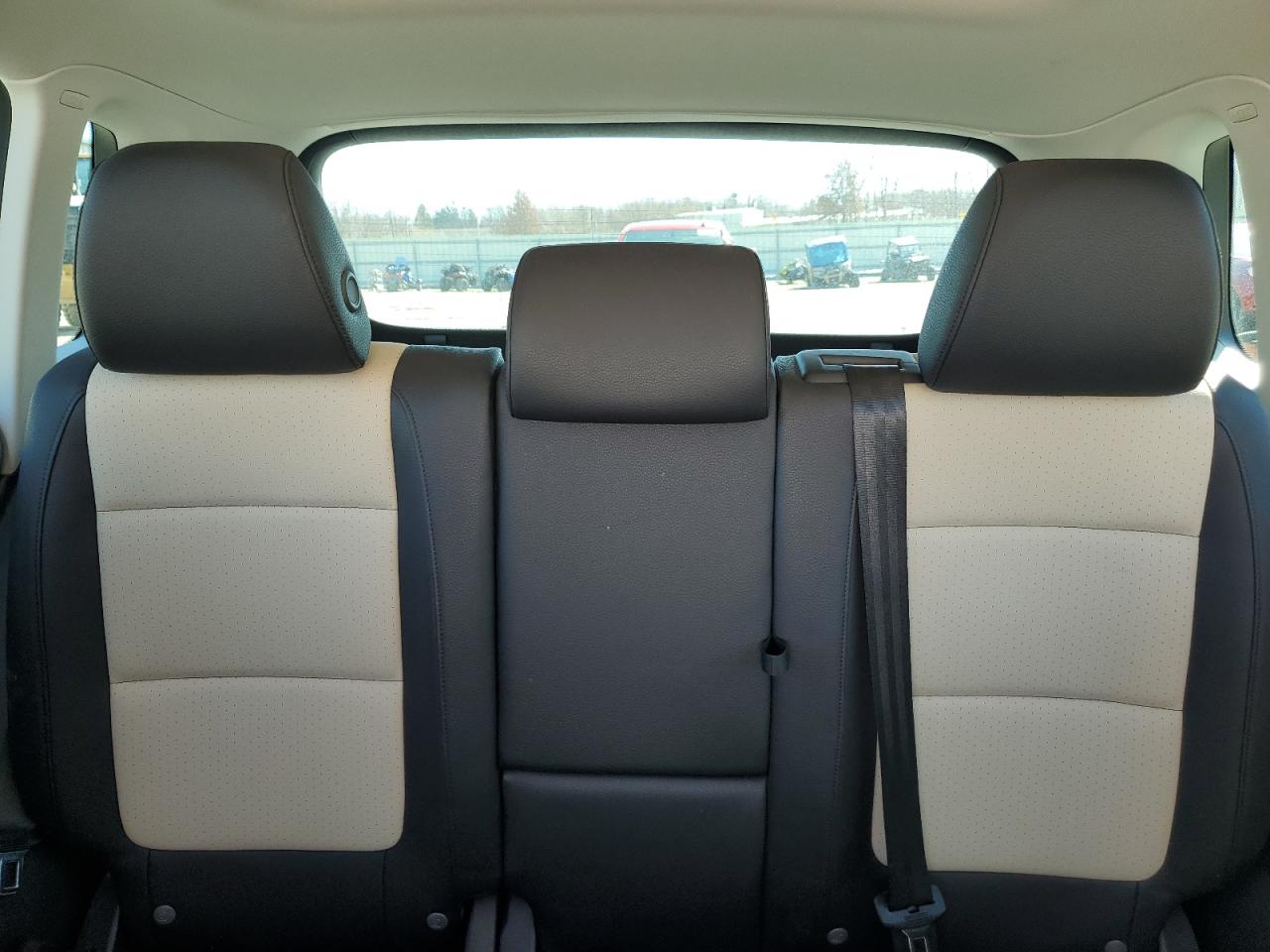 2017 Volkswagen Tiguan - Image 10