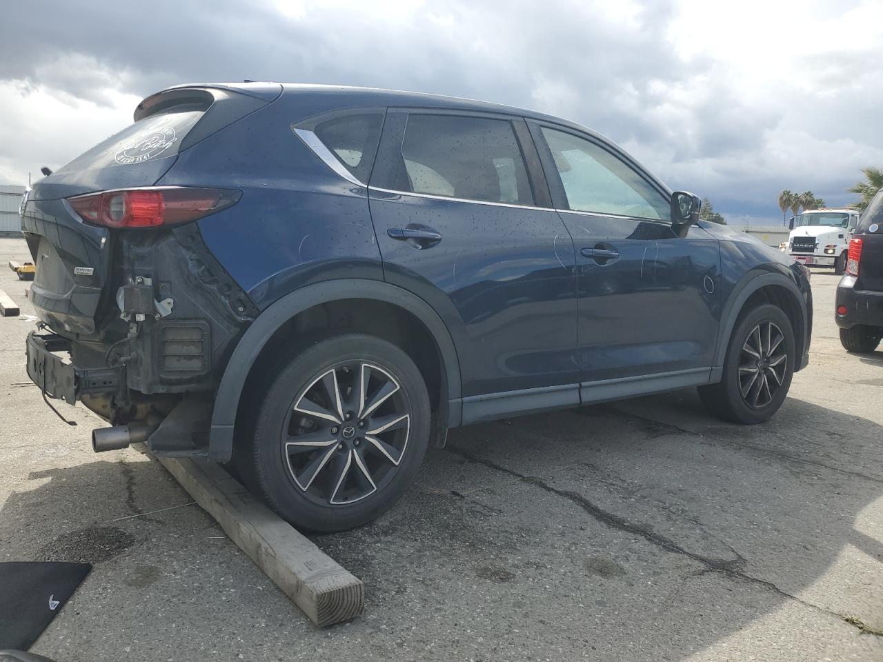 2018 Mazda CX-5 - Image 3